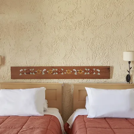 Andros Hotel