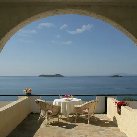 Hotel Andros Gavrio